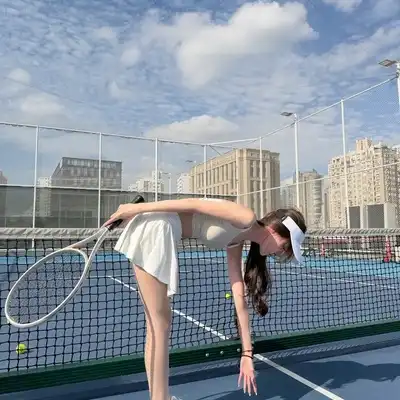 曾芳